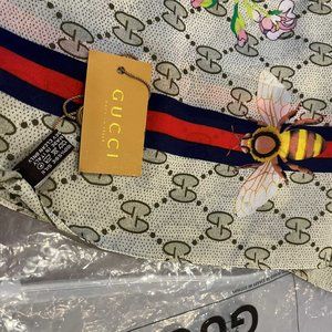 GUCCI Genuine 100% silk scarf